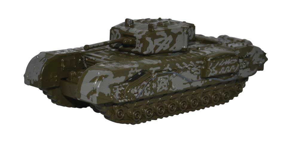 1943 Churchill Mk.III Tank - Assembled -- 142 RAC Tunisia (camouflage)