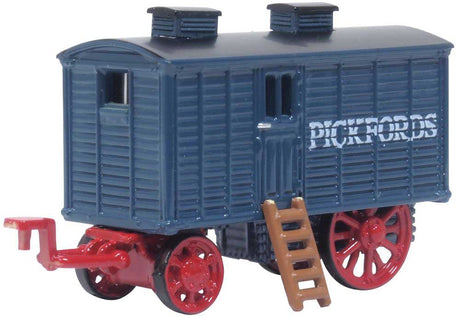 Living Wagon - Assembled -- Pickfords (blue, red)