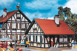 Single Family House -- 14 x 13-13/64 x 12-13/16"  35 x 33 x 32cm