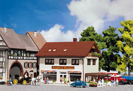 "Neumann" Confectionery