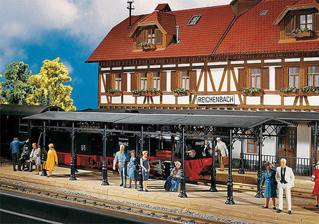 Covered Passenger Platform -- 47-3/8 x 6-13/16 x 6-1/8"  120 x 17 x 15.5cm