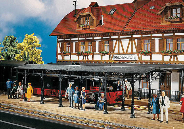 Covered Passenger Platform -- 47-3/8 x 6-13/16 x 6-1/8"  120 x 17 x 15.5cm