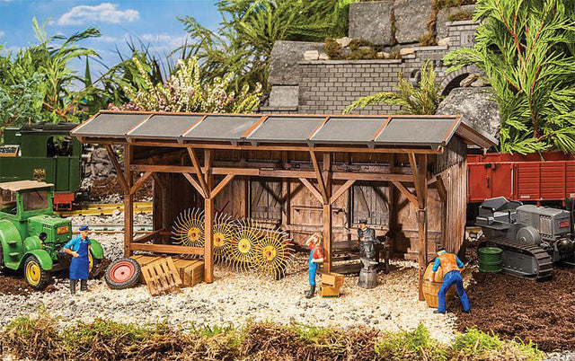 Machine Shed -- Weathered Kit - 17-5/8 x 9-1/2 x 8-1/16"  44.7 x 24.2 x 20.5cm