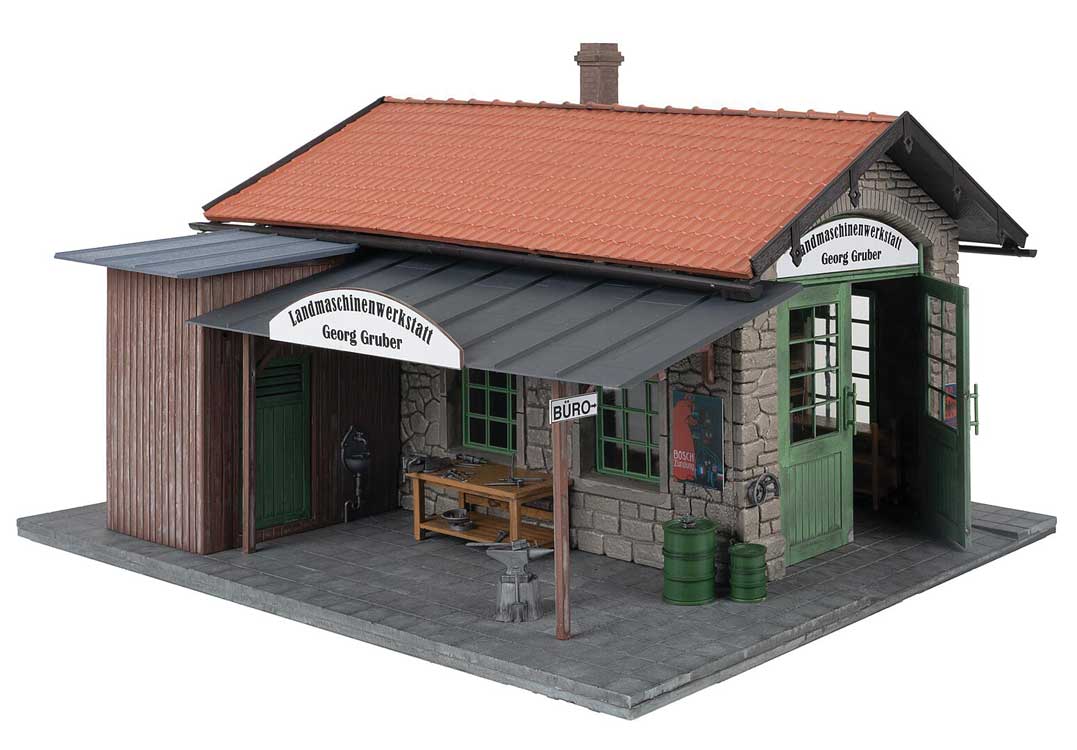 Agricultural Machinery Workshop with Tools & Drums -- Kit - 49.8 x 38.5 x 30cm-2