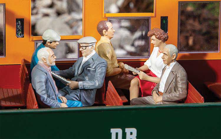 Seated Passengers -- Set 2 pkg(6)