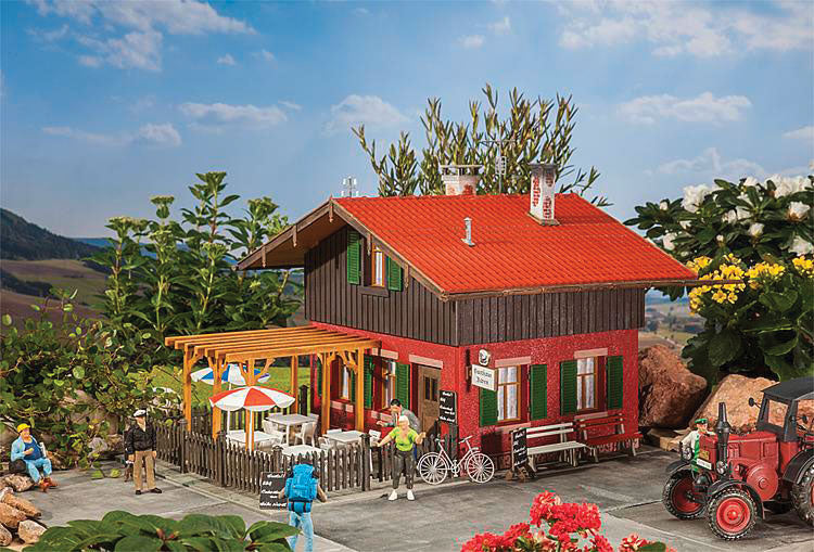 The Bear Inn -- Kit - 22 x 15-3/8 x 13-3/8"  56 x 39 x 34cm