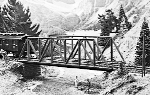 Through girder bridge