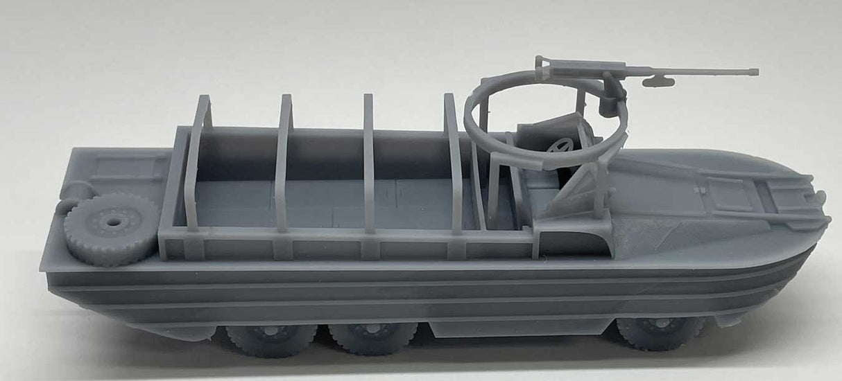 GMC DUKW 353 Amphibious Vehicle "Duck" - Kit -- Unpainted Cast Resin-2