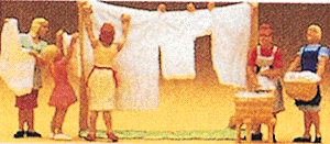 Women Hanging Laundry pkg(5)