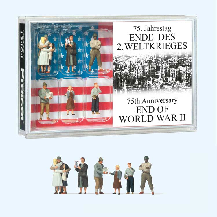 Americans Celebrating the End of World War II pkg(6) -- 75th Anniversary Set