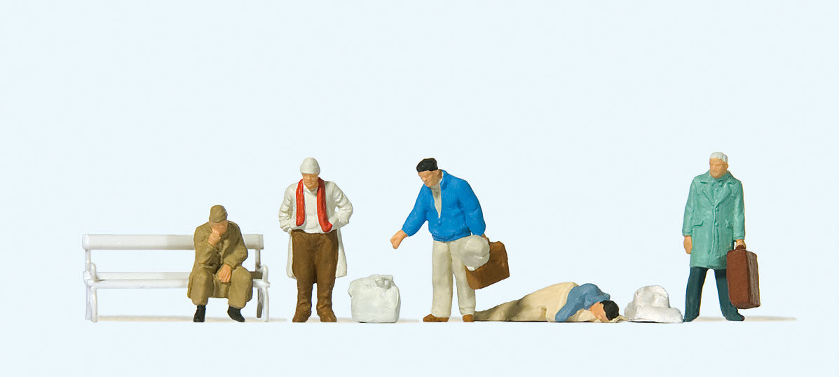 Pedestrians -- In Front of Railway Station pkg(5)
