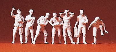 Military - Former German Army WWII - Unpainted Figures -- Gun Crew pkg(7), Use w/#590-16534 Howitzer, Sold Separately