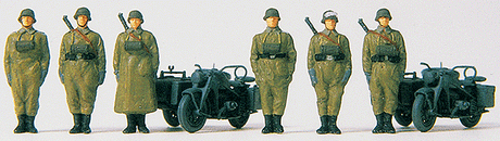 Former German Army WWII Motorcycle Troops (Plastic Kit) -- 2 Zundapp S 750 Cycles w/Sidecars & 6 Figures Standing at Attention