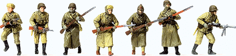 Soviet Union WWII Unpainted Figures -- Attacking Infantrymen Winter Uniform 1941-45 pkg(12)