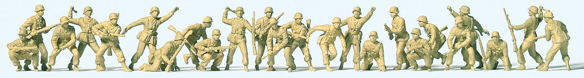 1941-1943 German Africa Corps in Combat -- Unpainted pkg(24)-2