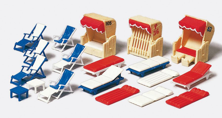 Accessories -- Beach Chairs, Lounges & Huts pkg(18)