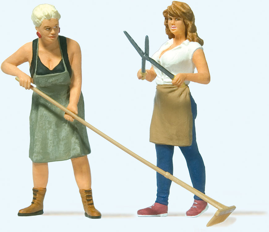 Women Working in the Garden -- pkg(2)