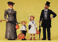 Recreation & Sports -- Family on Holiday pkg(4)