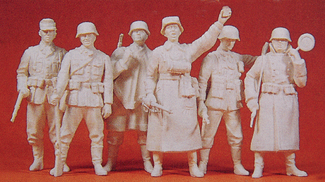 Military Personel Unpainted - The German Reich 1939-45 -- Guard