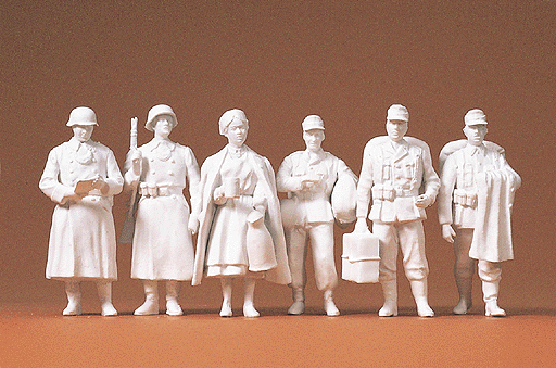 Military - Former German Army WWII - Unpainted 1/35 Scale Figures -- Home Leave pkg(6)