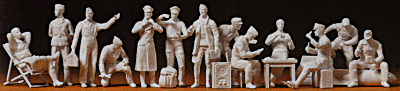 1/48 Scale Military Figures Unpainted -- Pilots & Ground Crew WWII German Luftwaffe
