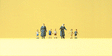 Pedestrians -- Protestant Sisters w/Children pkg(7)