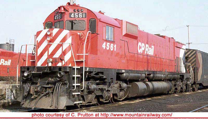 Montreal Locomotive Works M630 - Standard DC - Executive Line -- Canadian Pacific 4561 (Action Red, 8" Stripe, Lg Multimark, Exp. Tank, Ditc
