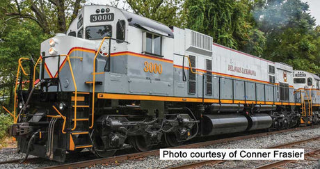 Montreal Locomotive Works M630 - Standard DC - Executive Line -- Delaware Lackawanna 3000 (2017 white, gray)