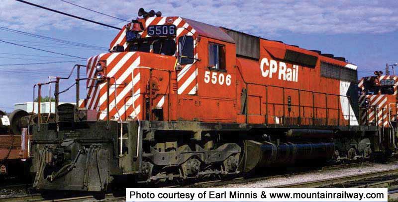 GMD SD40 - Standard DC - Executive Line -- Canadian Pacific 5506 (Action Red, 5" Stripe, Large Multimark)