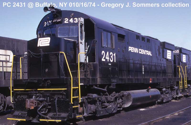 Alco C425 Low Nose - Standard DC -- Penn Central #2428 (black, white)