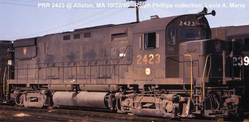 Alco C425 Low Nose - LokSound V5 Sound and DCC -- Pennsylvania Railroad #2427 (Brunswick Green, small Keystone logo)