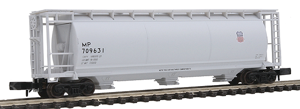 3-Bay Cylindrical Covered Hopper -- Missouri Pacific