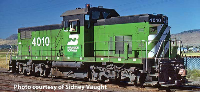 Alco C415 - LokSound & DCC -- Burlington Northern #4011 (Cascade Green, black, white)