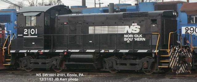 EMD SW1001 - Standard DC -- Norfolk Southern #2102 (black, white)