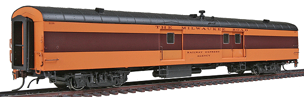 Super Continental Line(TM) 73' 6" Smooth Side Baggage-Express Car -- Milwaukee Road #1118 (1950 Scheme)