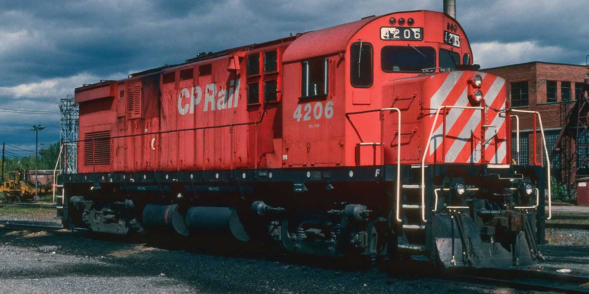 MLW C424 - ESU LokSound and DCC -- Canadian Pacific #4247 (DRS-24c, Action Red, white, black, No Multimark)