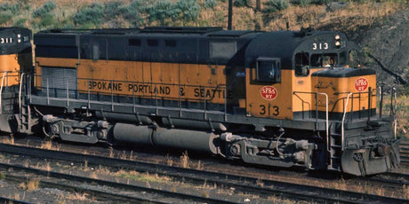 Alco C425 Low Nose - ESU LokSound and DCC -- Spokane, Portland and Seattle #316 (green, yellow)