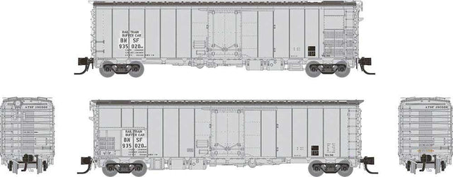 Class RR-56 Mechanical Reefer - Ready to Run -- BNSF Railway #935020 (Rail Train Buffer Car, silver)