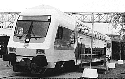 Bi-level driving trailer