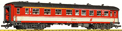 1st/2nd Class Coach Era IV-V -- OBB (red, cream, gray roof)