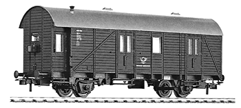 40' Wood mail coach DB