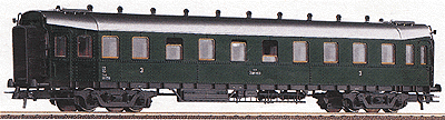 3rd Class Hecht Coach Era III -- BBO (green, silver roof)