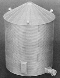 Grain Bin w/30-Degree Peaked Top -- Scale Height: 33'  10.1m