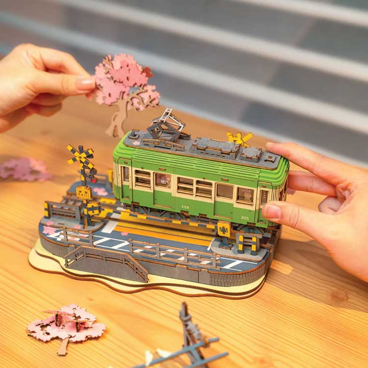 Sakura Journey - Kit -- Lighted 3D Puzzle-4