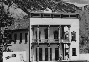 1880's Union Hotel -- Kit - 7 x 5-3/4"