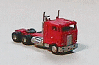 Tractor/Trailer Peterbilt -- 362 COE Tractor