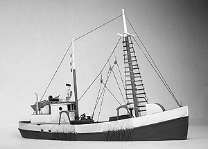 Boat - Fishing Dragger -- 65'(9" long x 2-3/4" wide x 6-1/2" high  22.5 x 6.8 x 16.2cm)