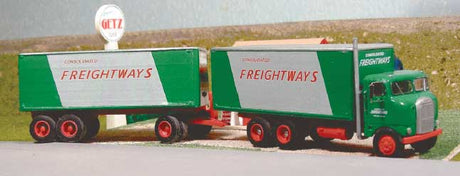 1951-1955 White Freightliner Day Cab Box Truck with Trailer - Resin Kit -- Unpainted with Consolidated Freightways Decals