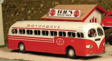 1941-1947 General American Aerocoach Highway Bus - Resin Kit -- Undecorated
