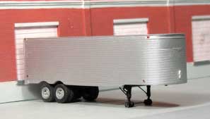 1951-1955 Fruehauf 32' Stainless Steel East Coast  Dry Van Trailer - Resin Kit -- Unpainted Resin Castings